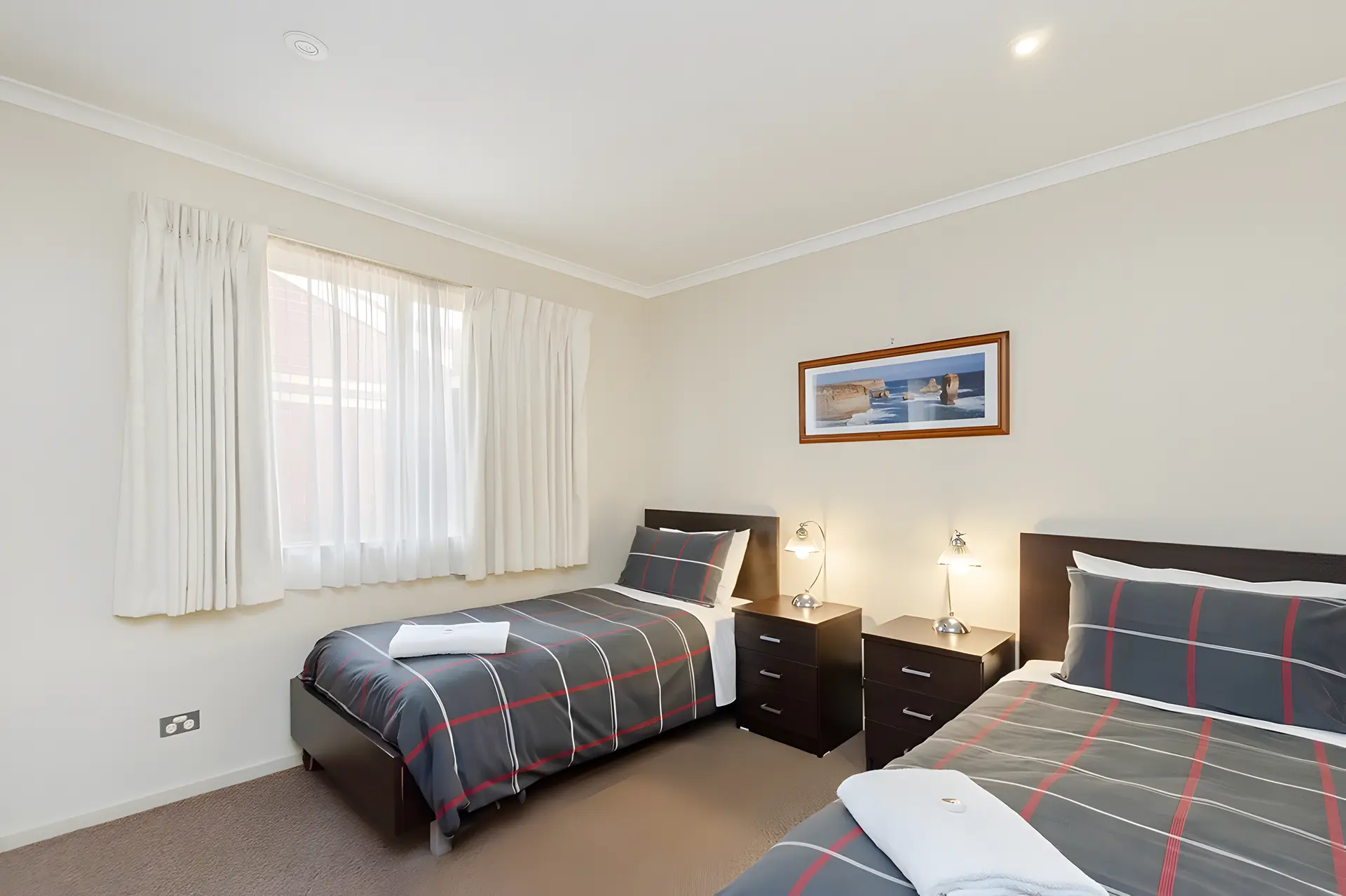 Victoria Lodge Motor Inn & Apartments
