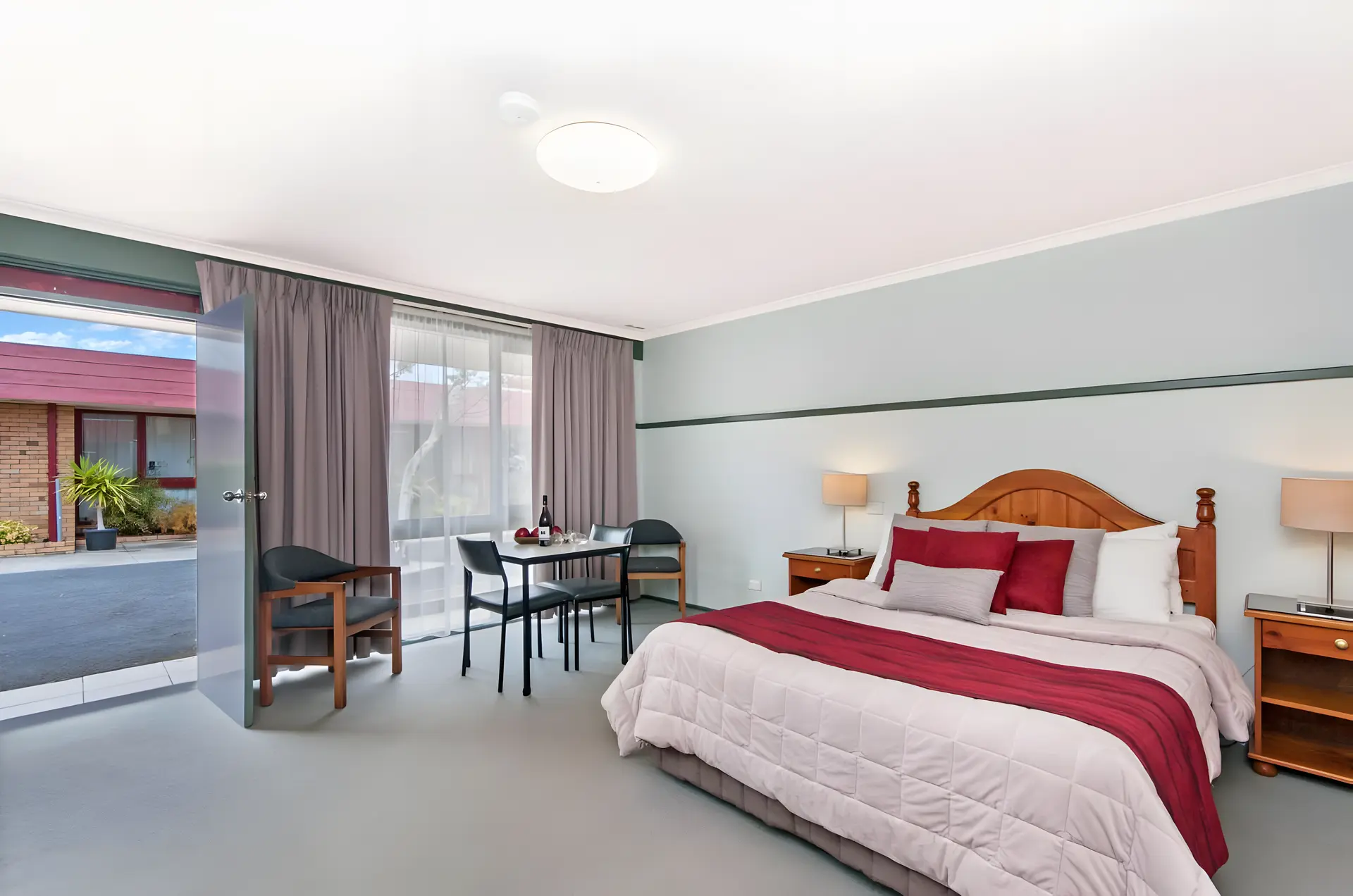 melaleuca motel