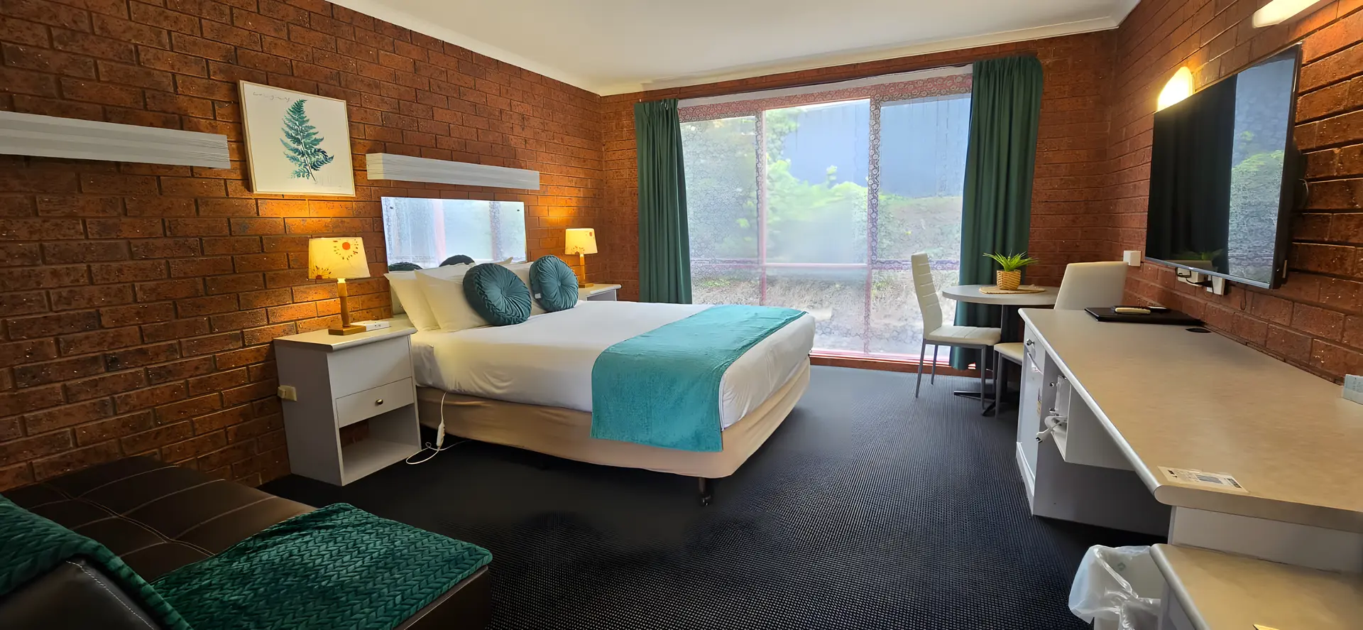 Executive Queen Room
