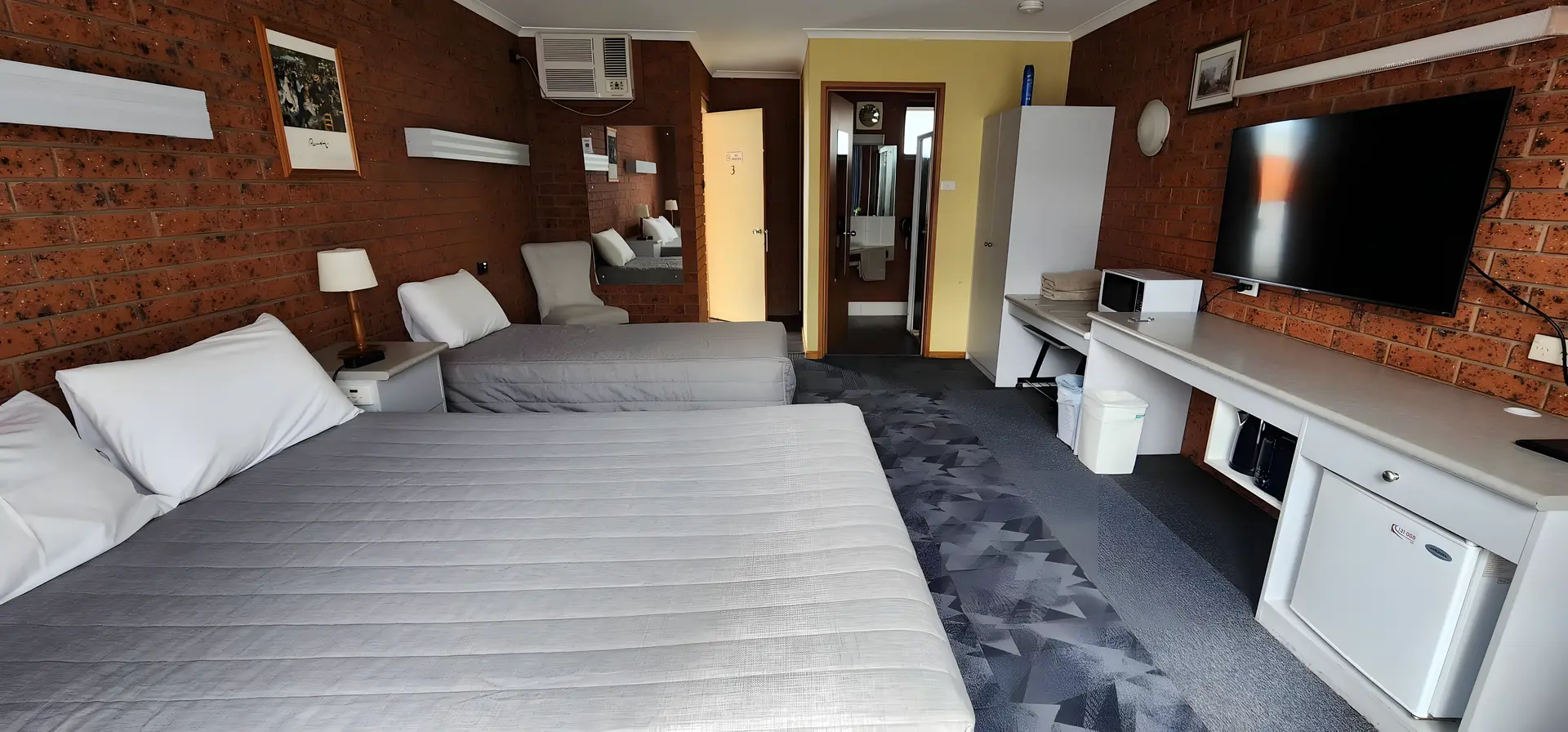 Deluxe Double or Twin Room