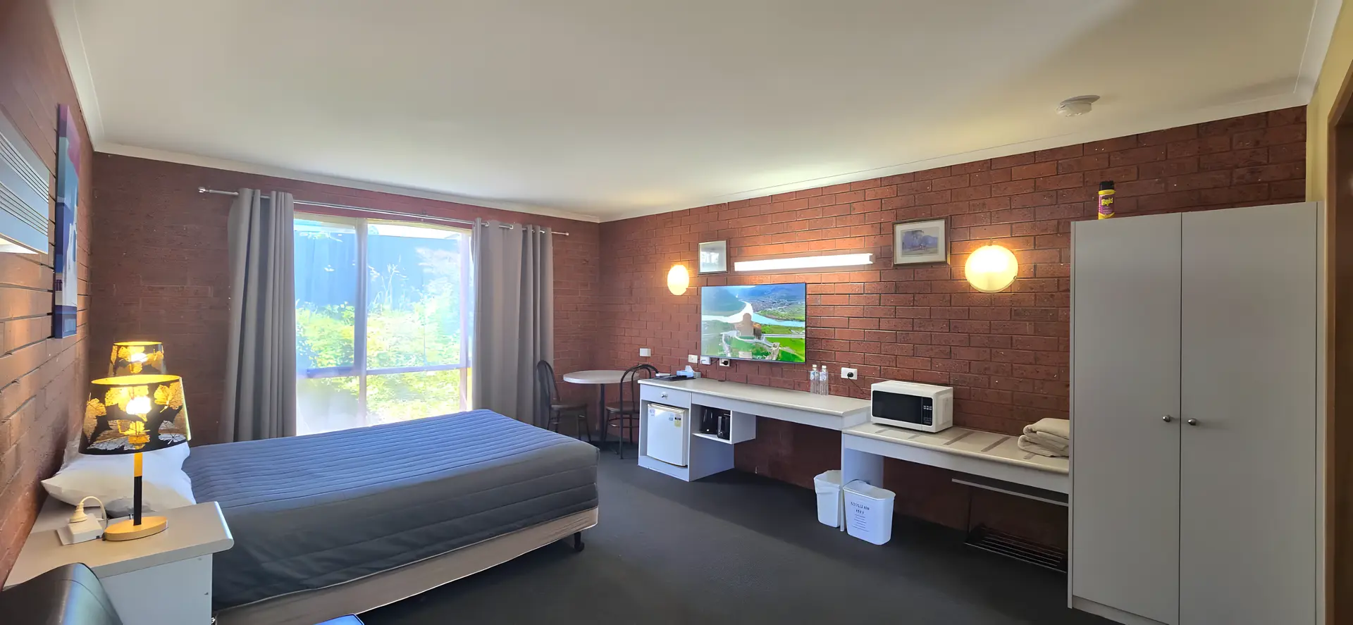 Executive Queen Room