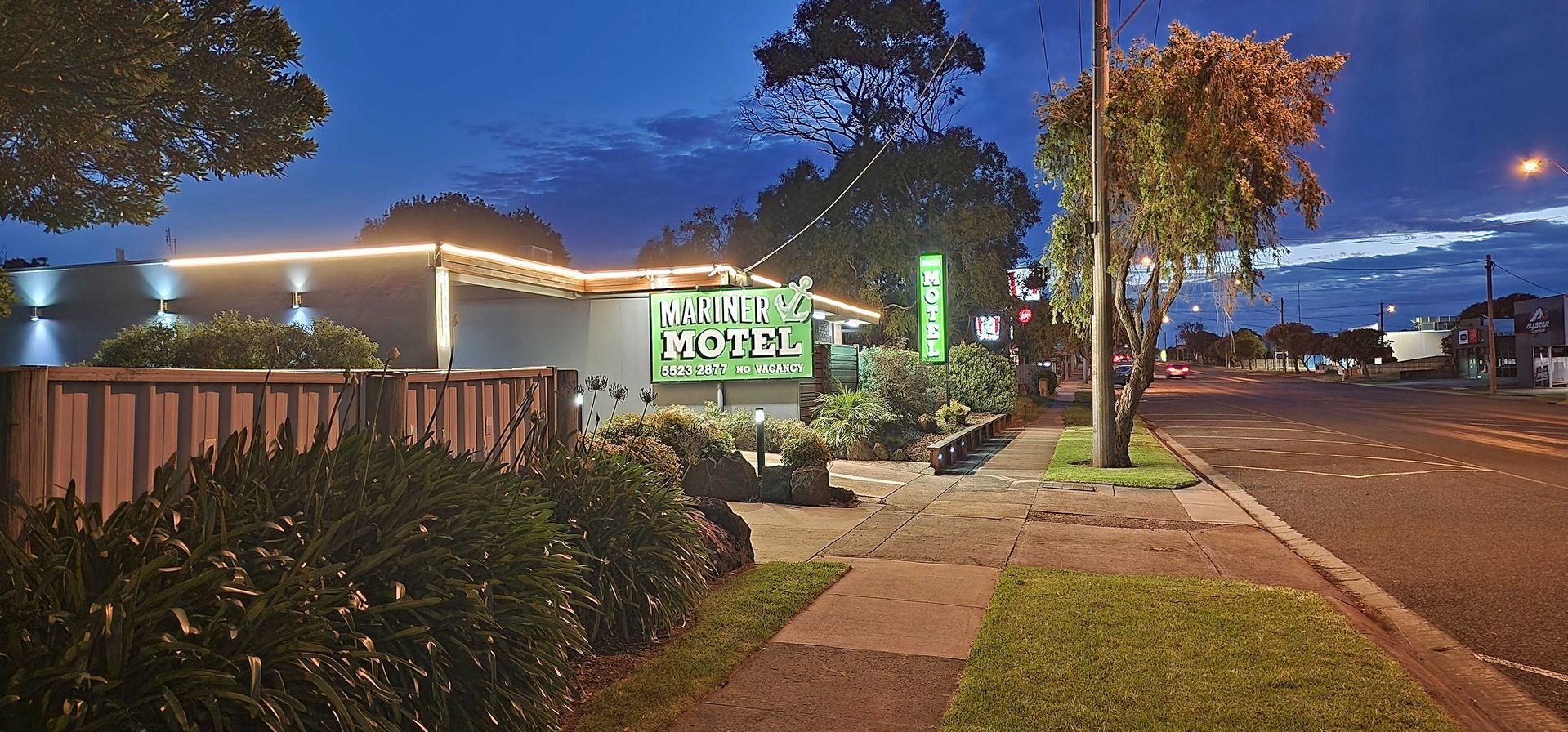 Mariner motel