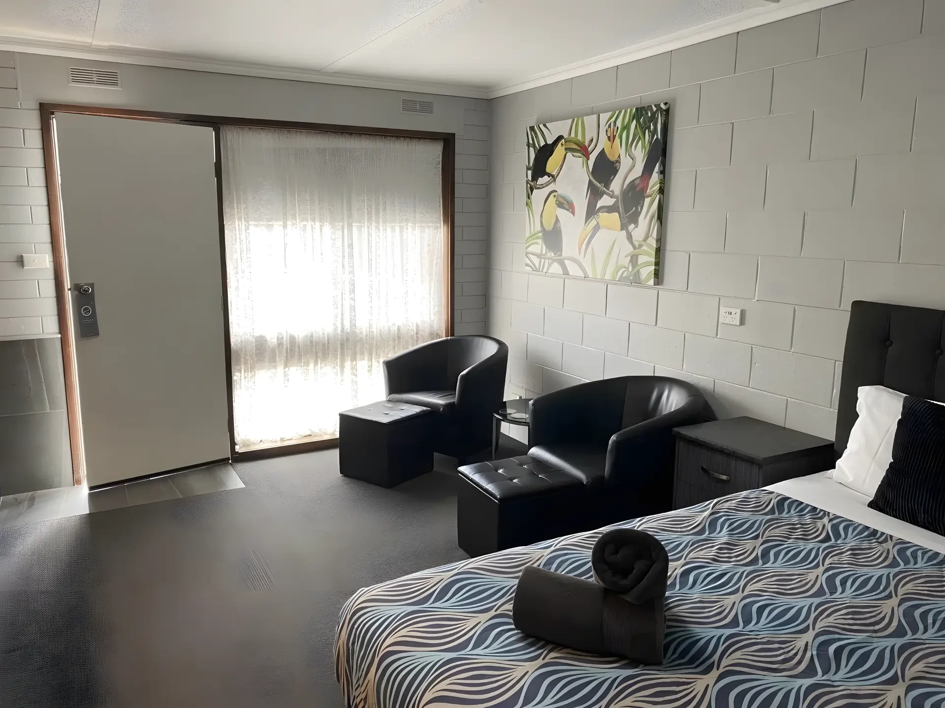 Deluxe Queen Room