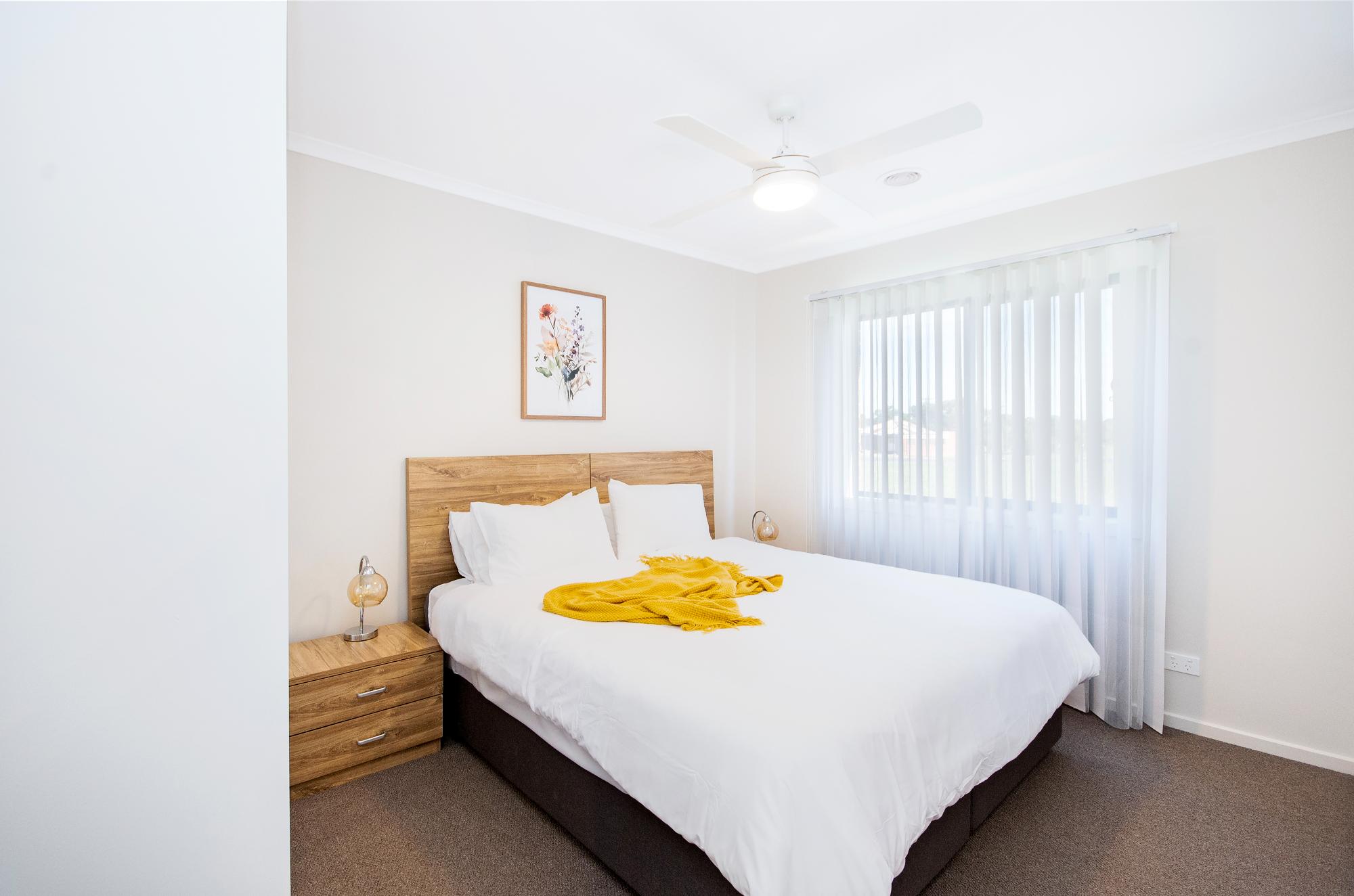 Three-bedroom  X 1 Bathroom - No 23 Elephant