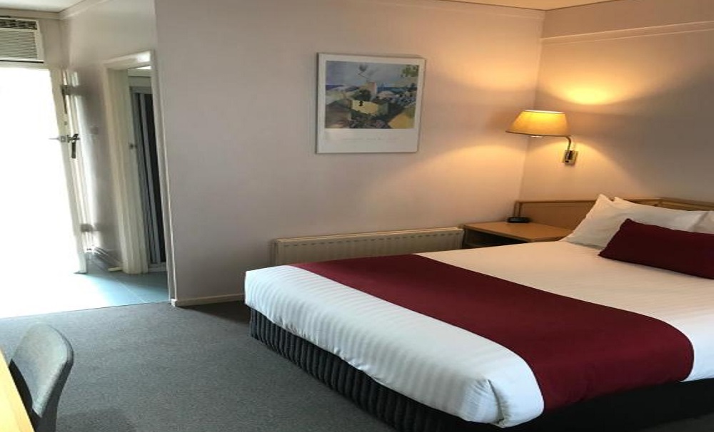 Newborough, Vic Accommodation