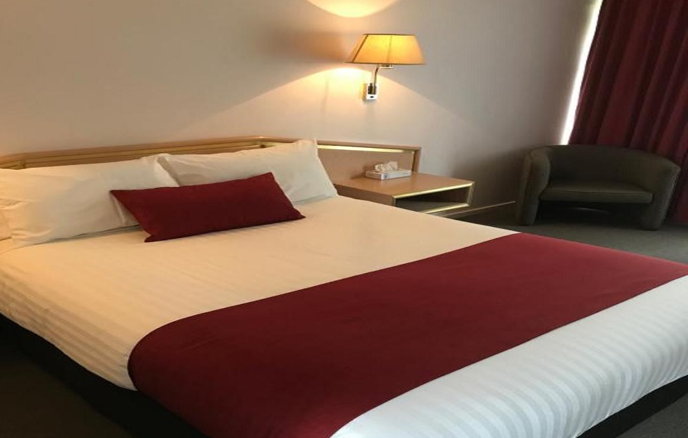 Newborough, Vic Accommodation