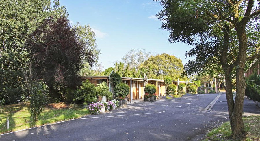 Newborough, Vic Accommodation