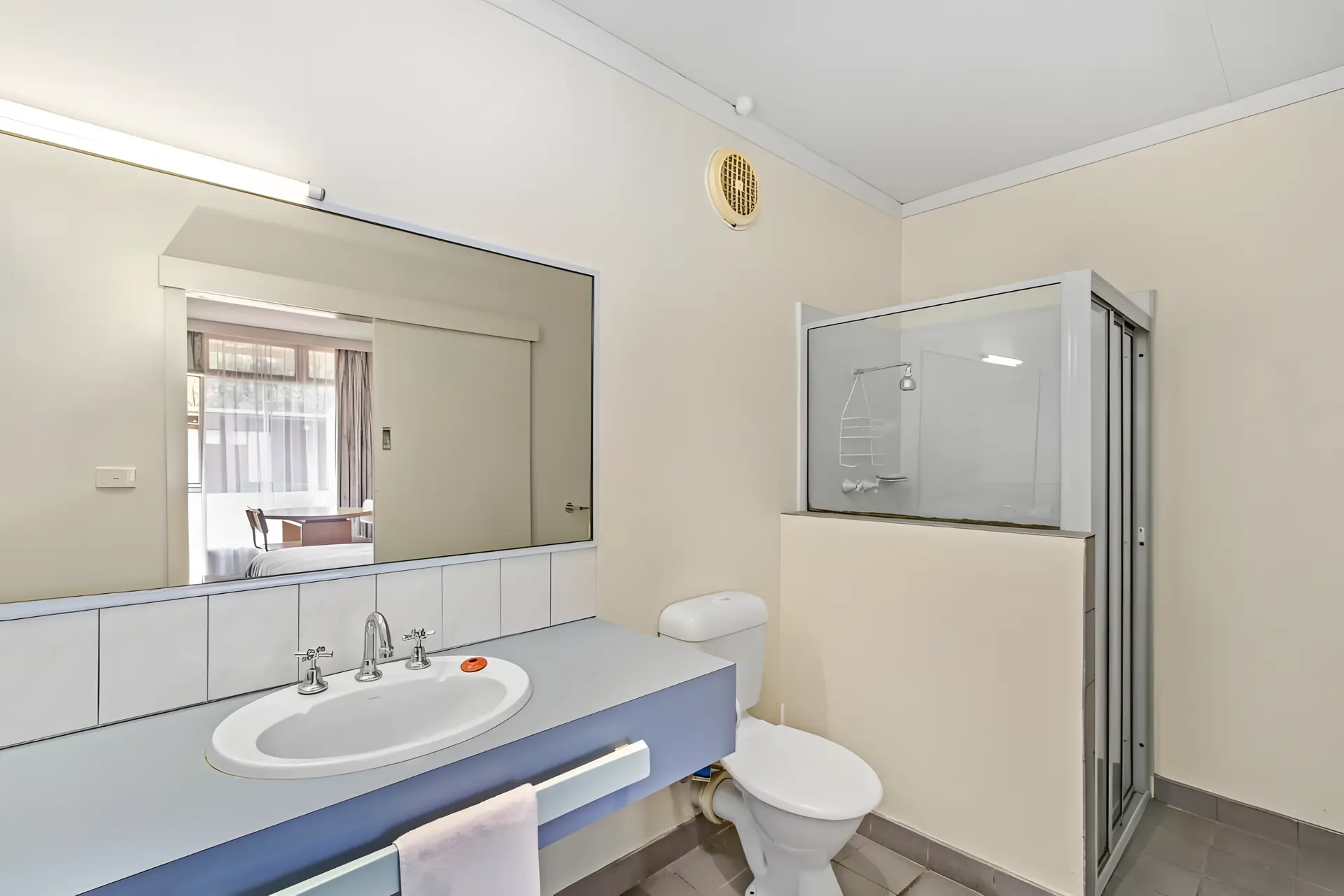 Newborough, Vic Accommodation