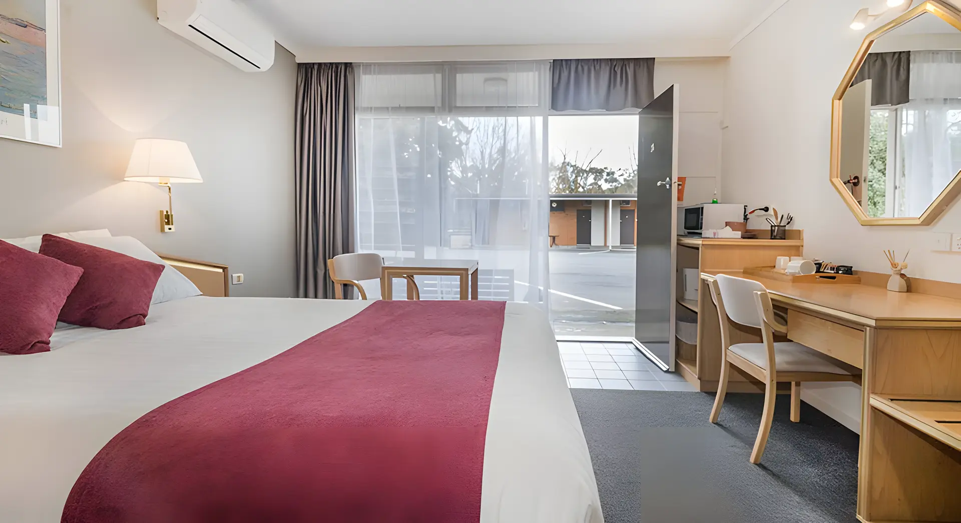 Newborough, Vic Accommodation