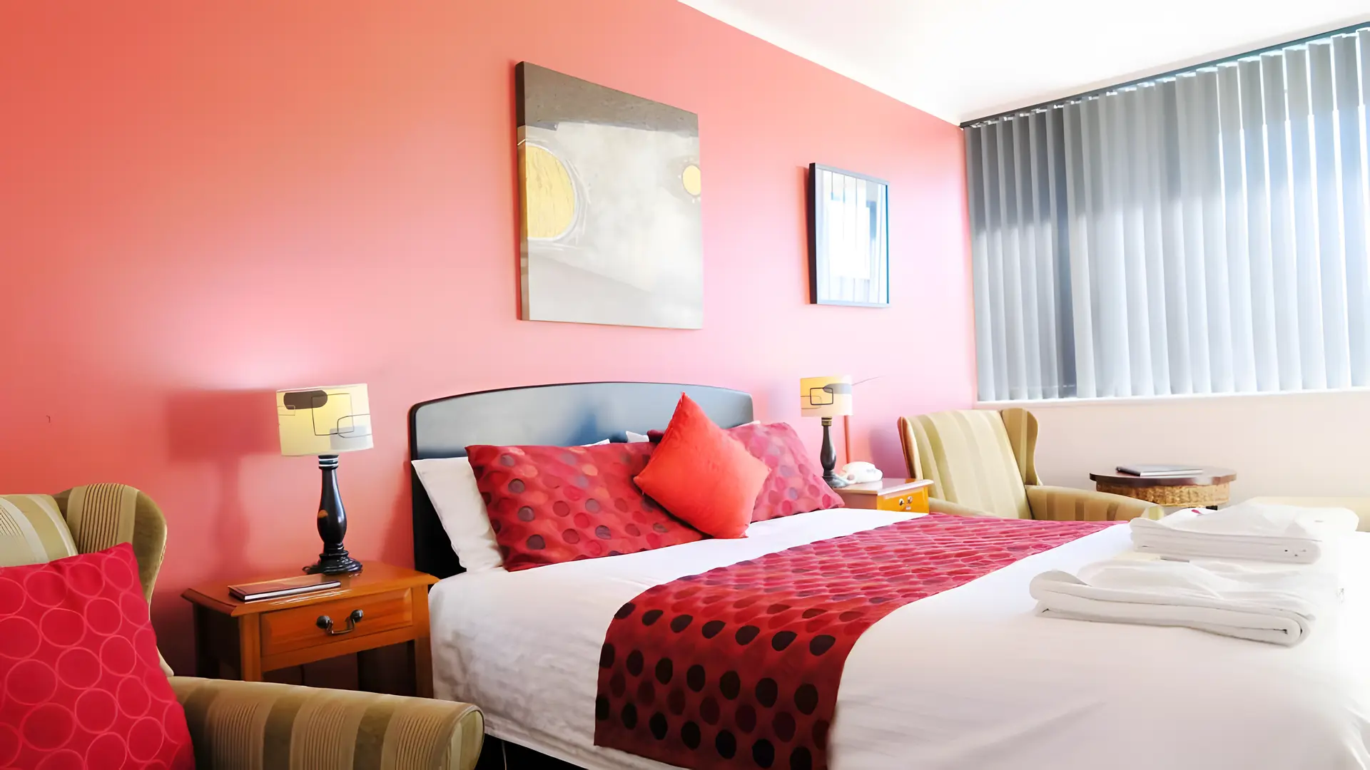 Deluxe Queen Room