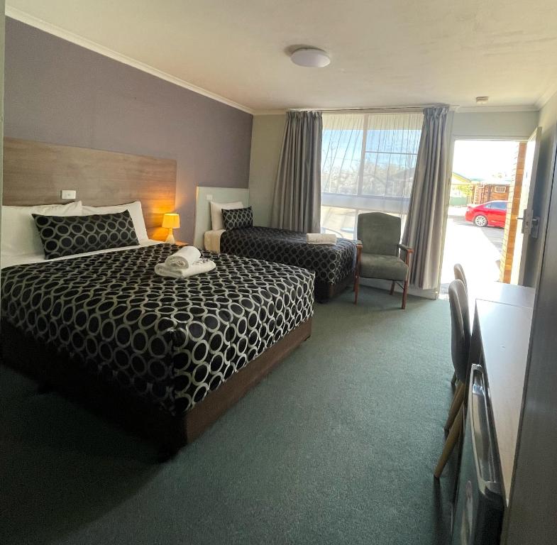 C Standard Queen + Single