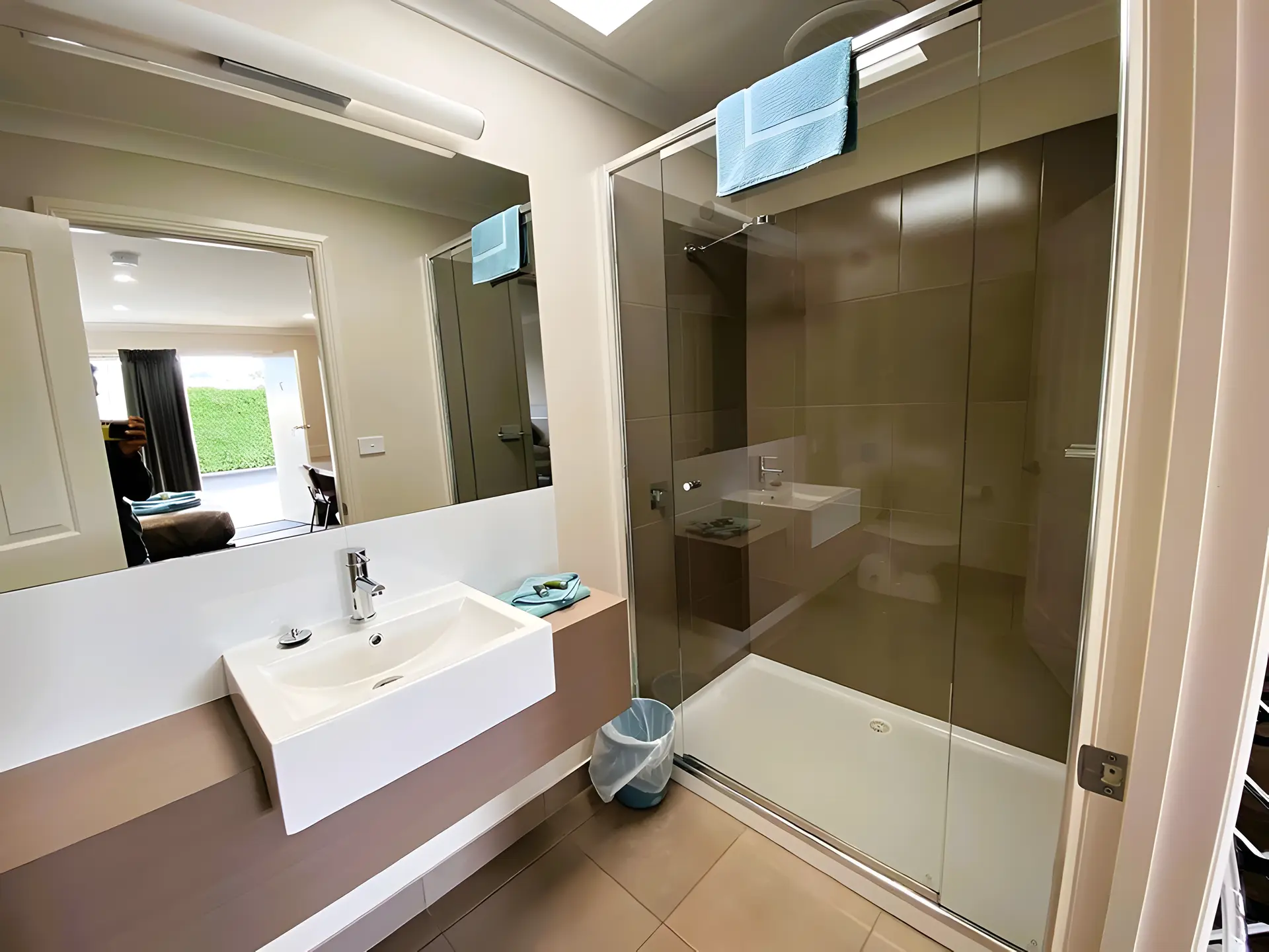Executive Queen Room