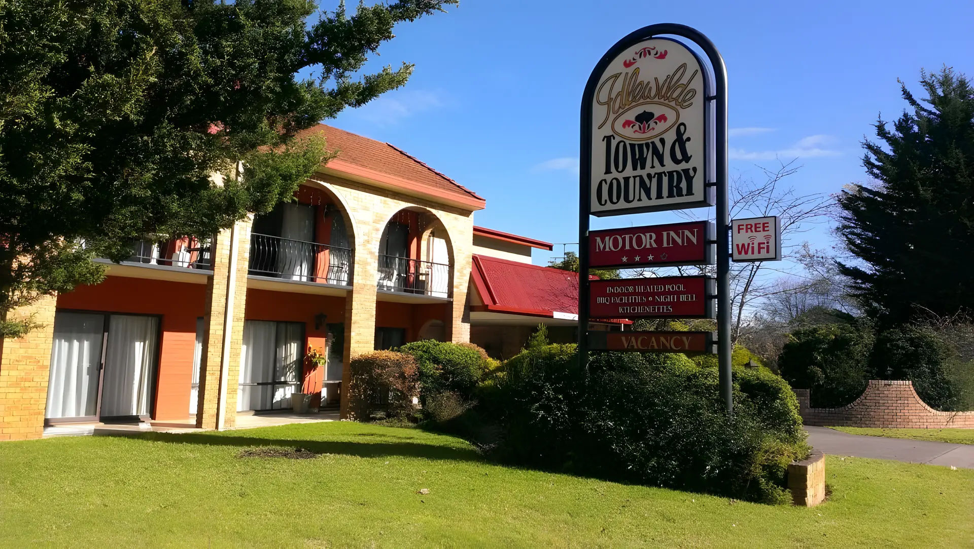 Idlewilde town & country motor inn