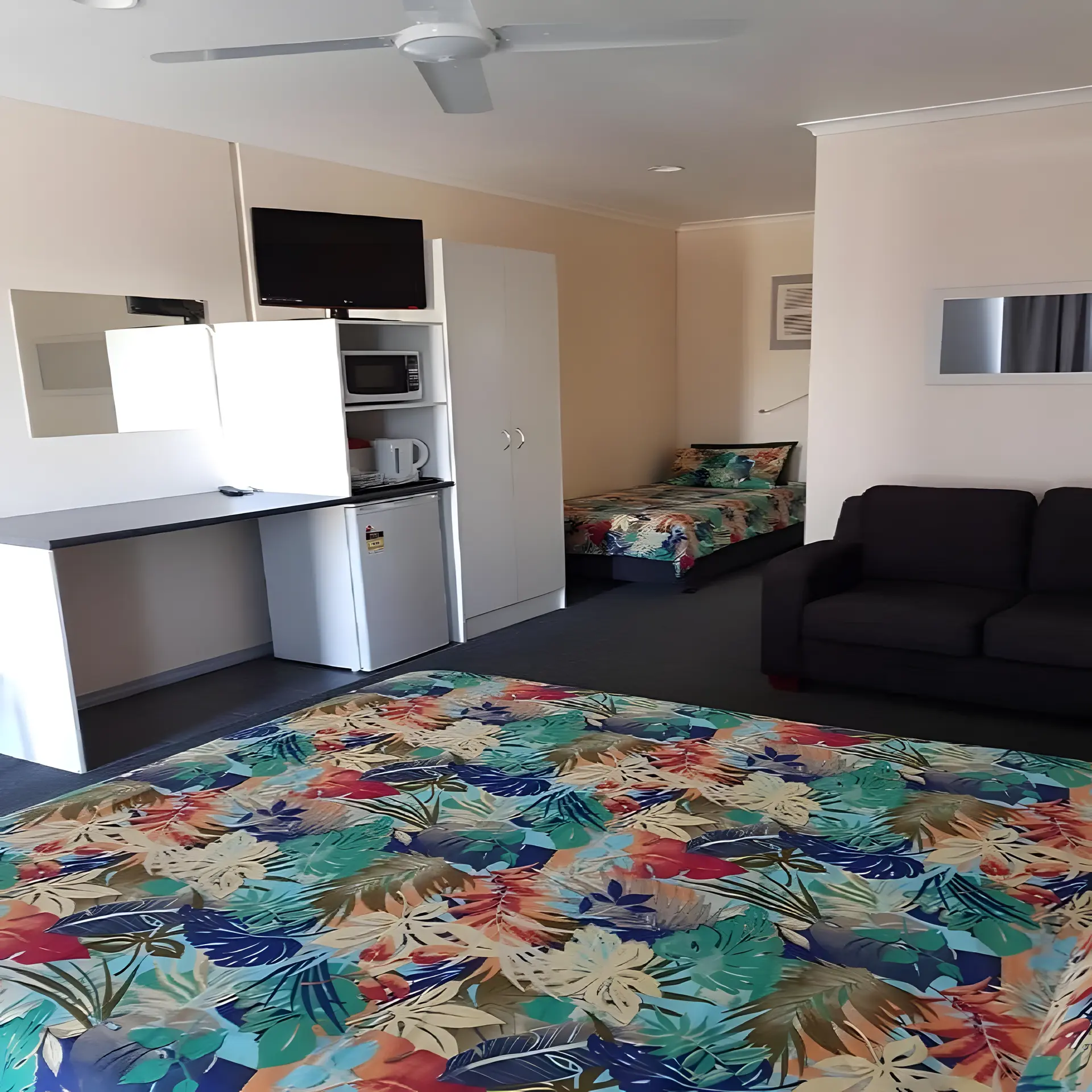 Twin Room With Private Bathroom
