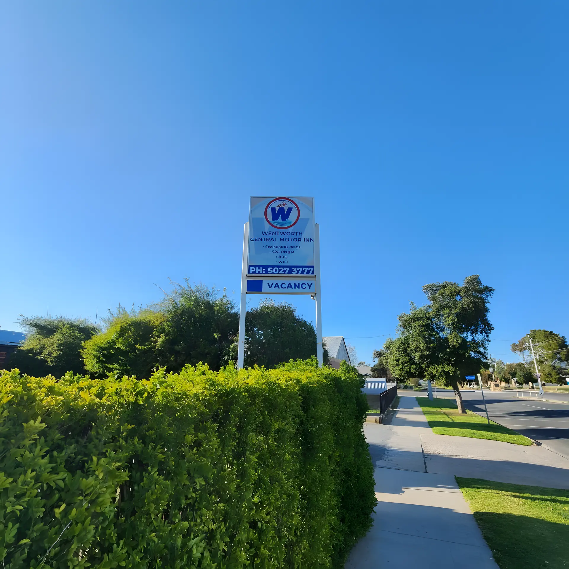 Wentworth Central Motor Inn