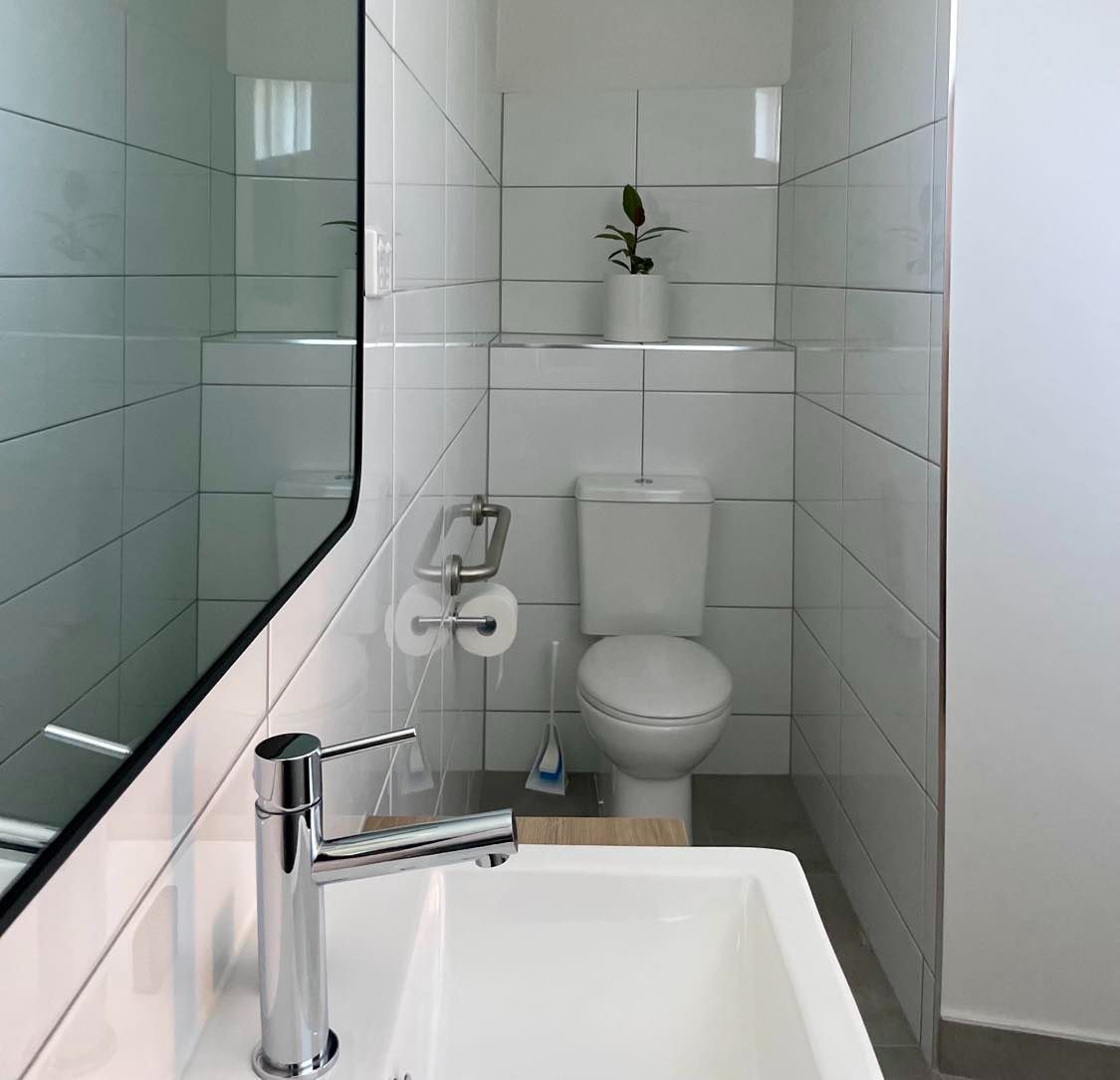 Superior King (One Night)