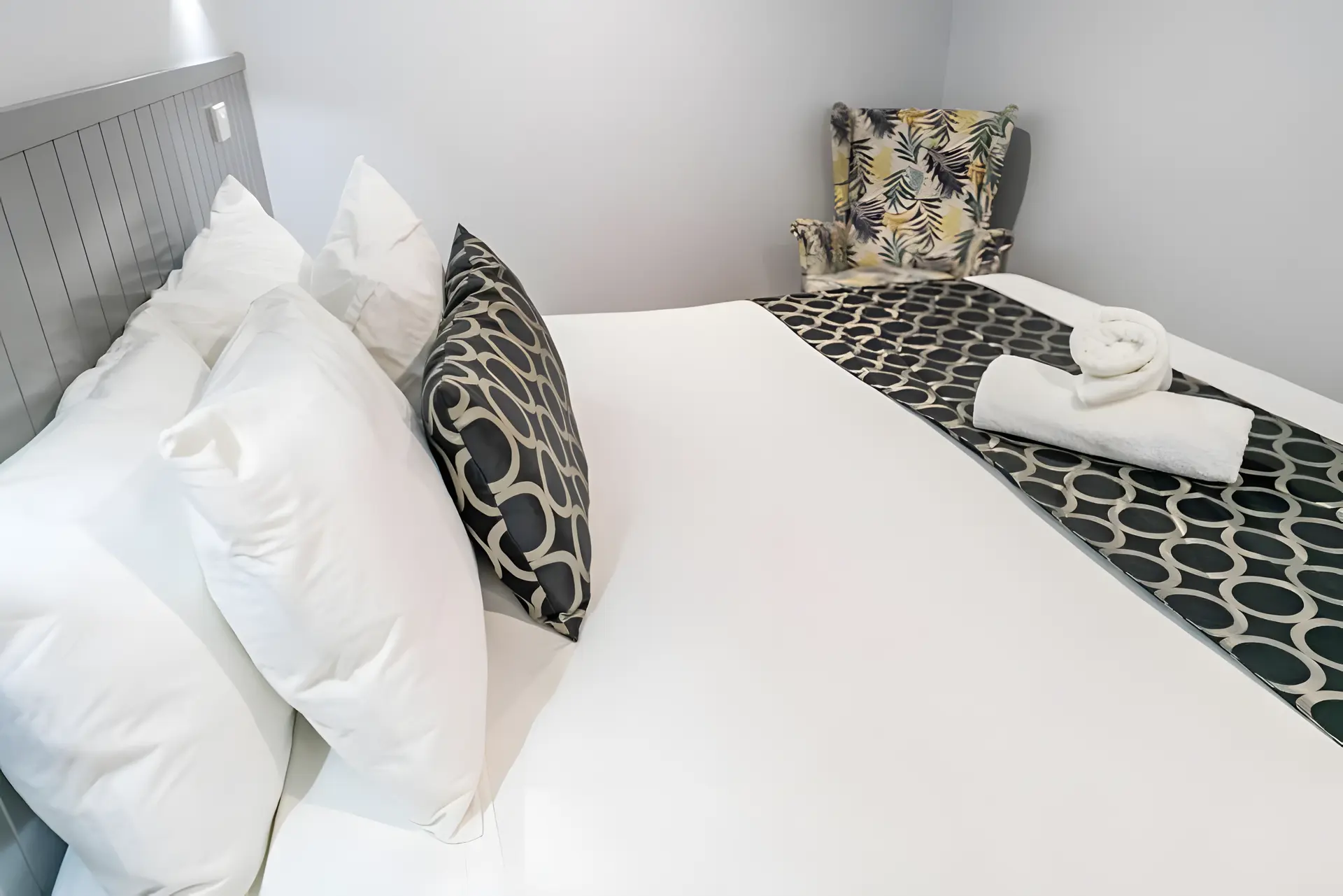 One-Bedroom King + King + Single With Kitchenette Non Refundable