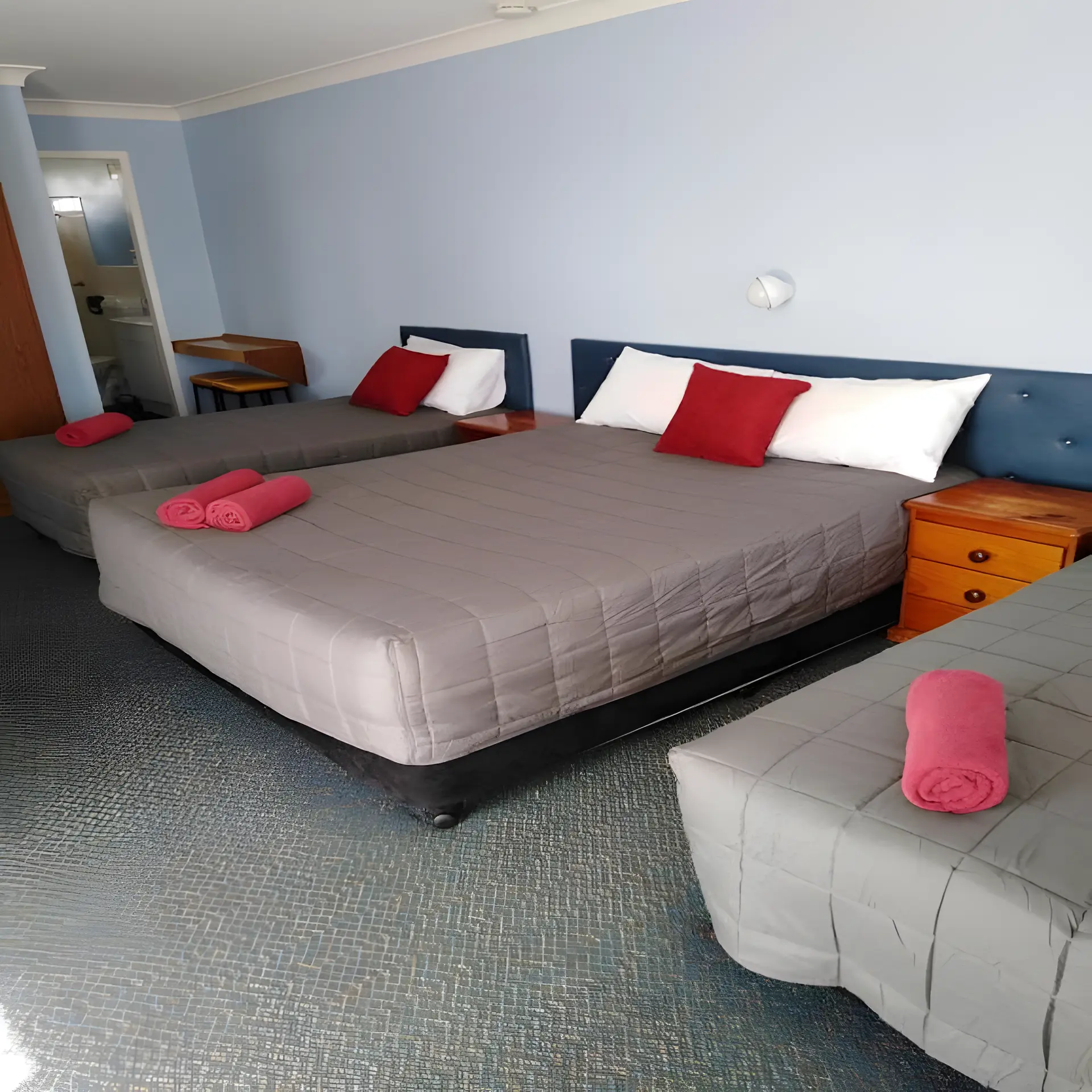 Deluxe Family Room