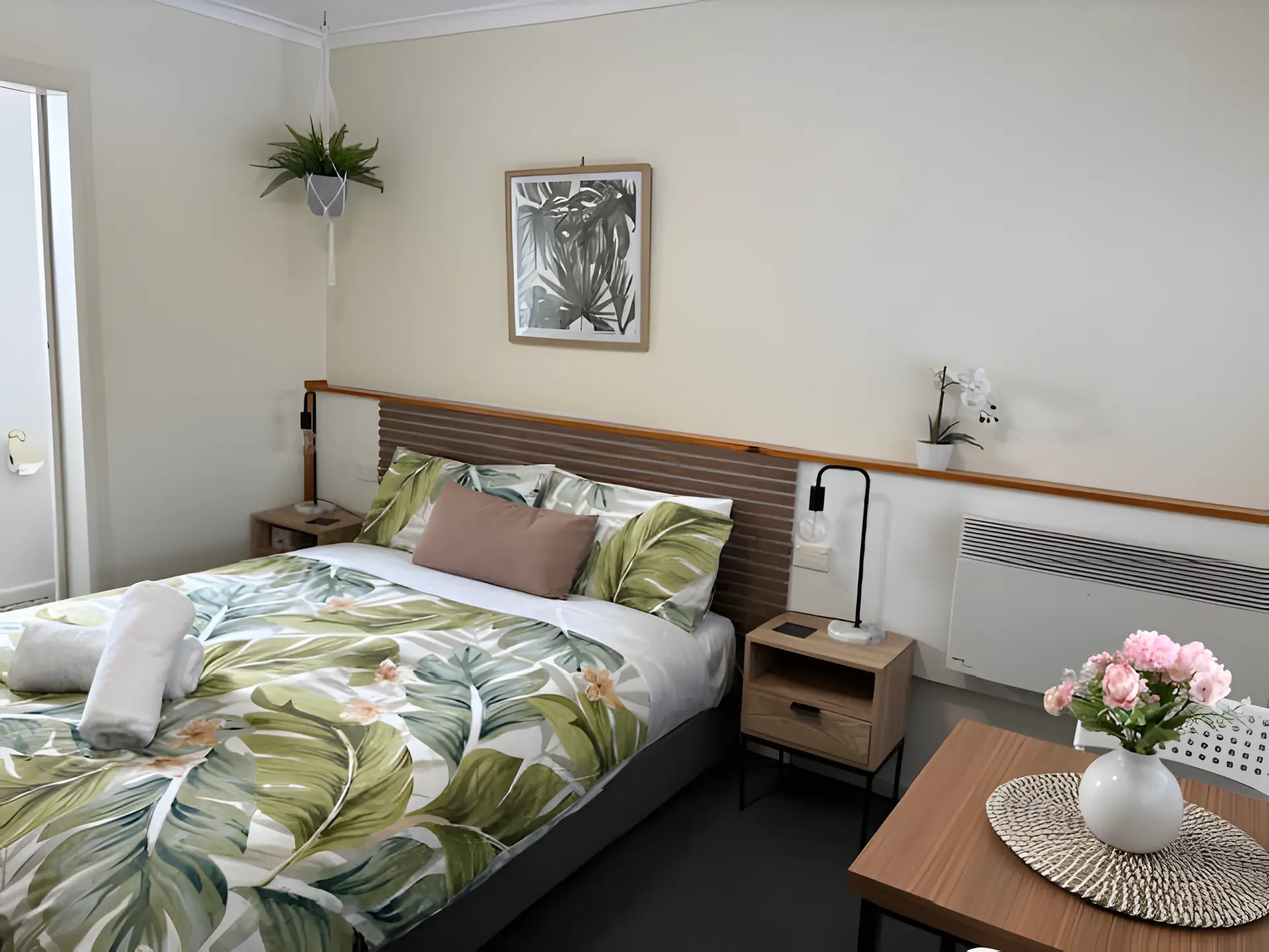 Queen Room