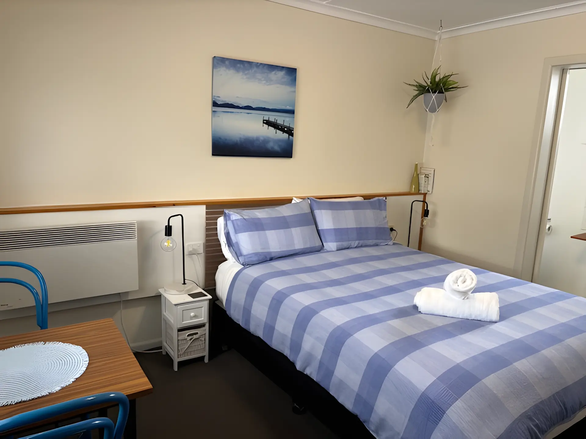 Queen Room