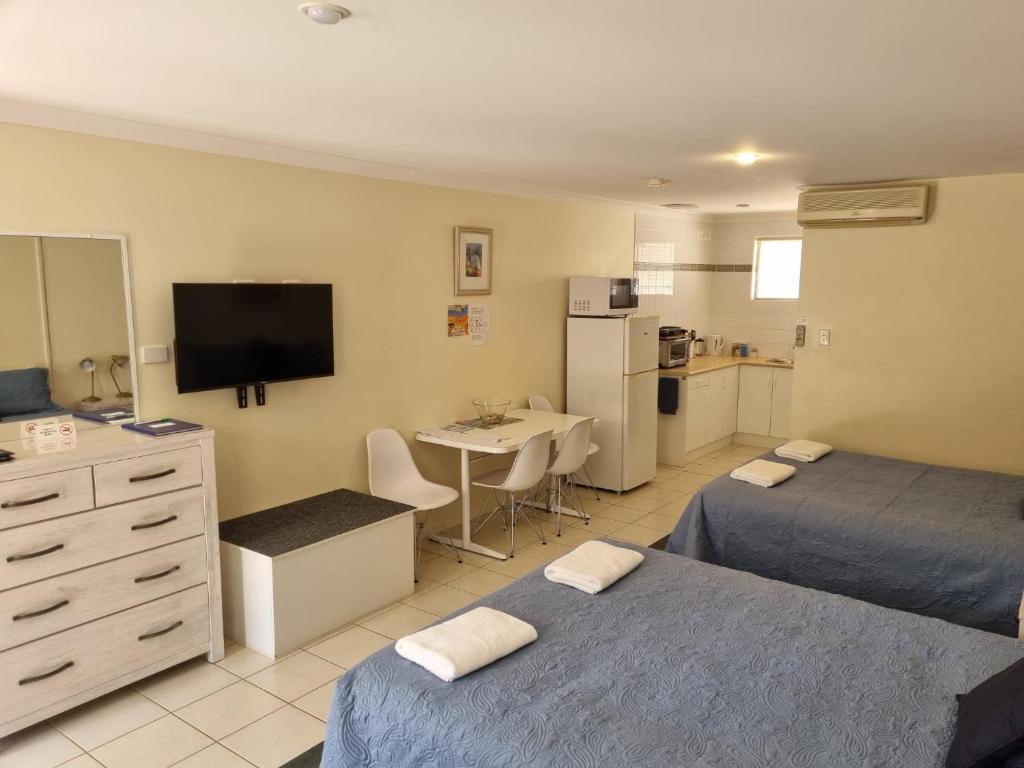 Deluxe Queen Apartment