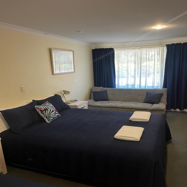 Deluxe Queen Apartment