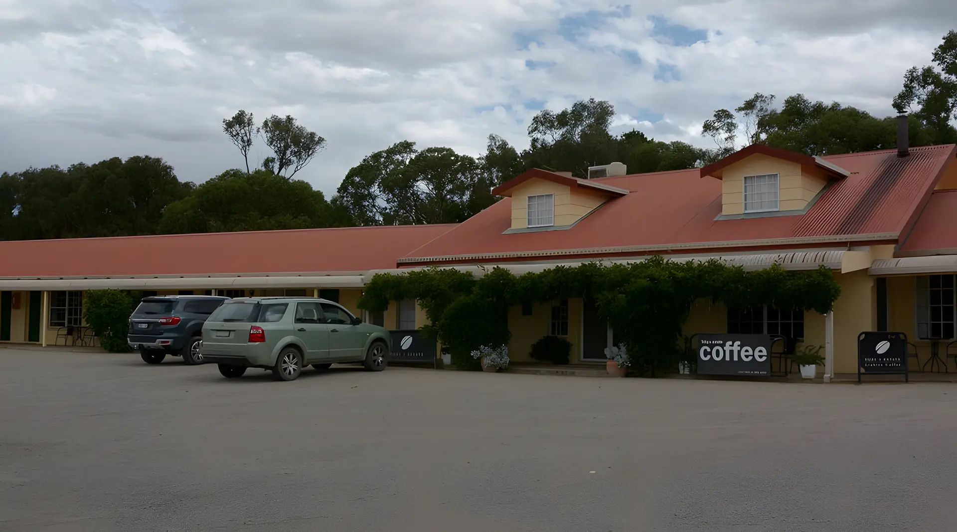 Motel Royal Tara | Accommodation & Restaurant