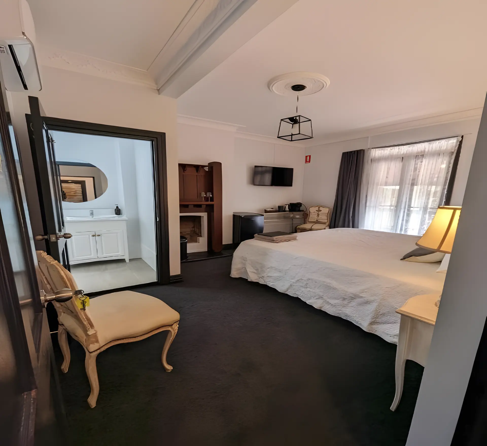 Toodyay Manor, Feels like Home