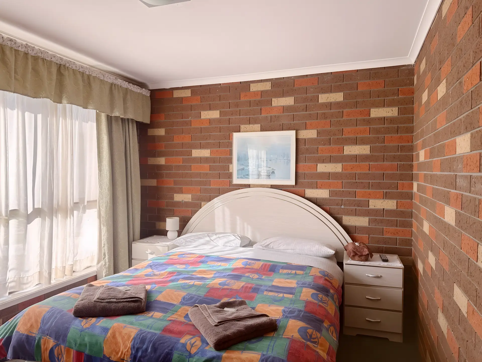 Beaufort Motel - The Imperial Egg Gallery