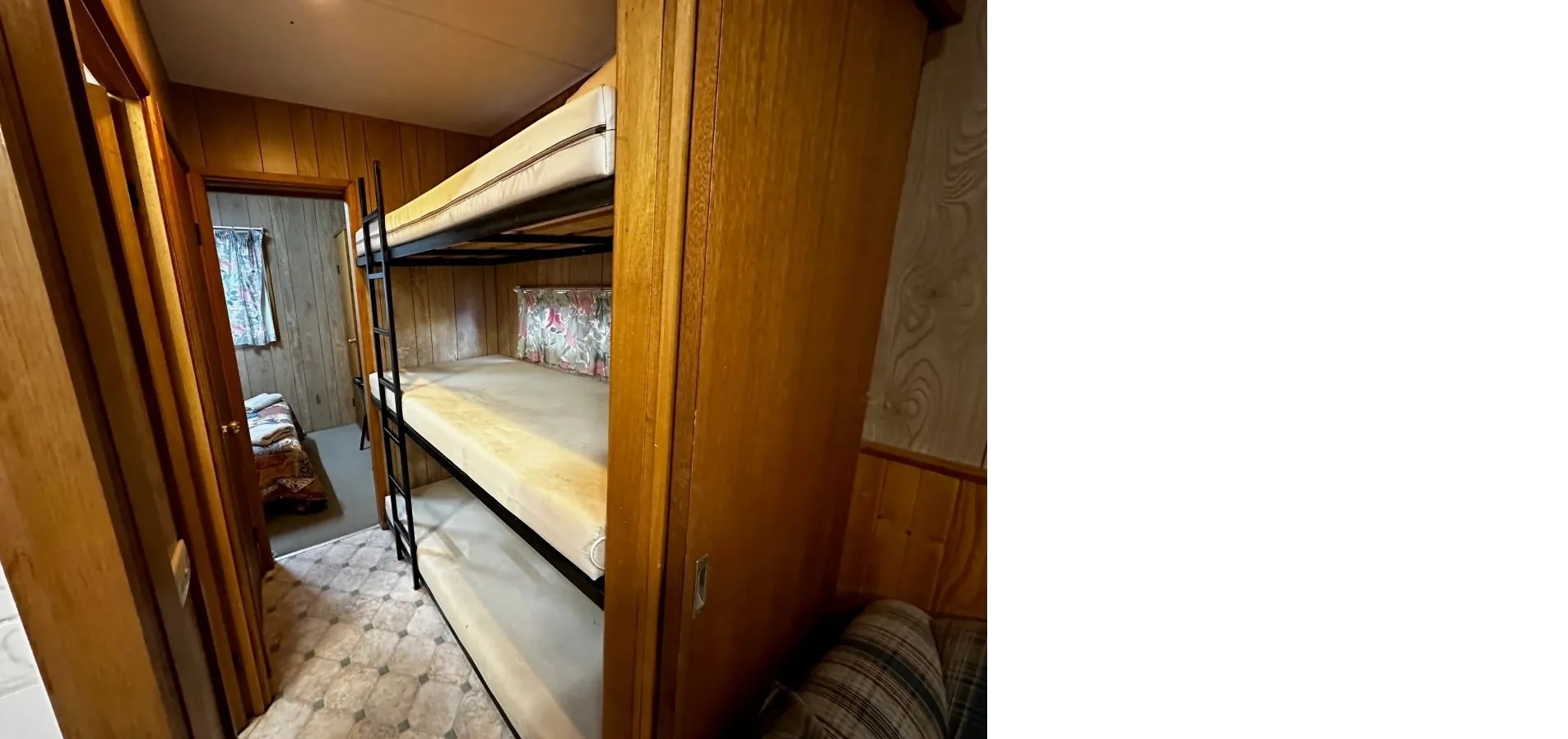 Standard Cabin (D + TB)