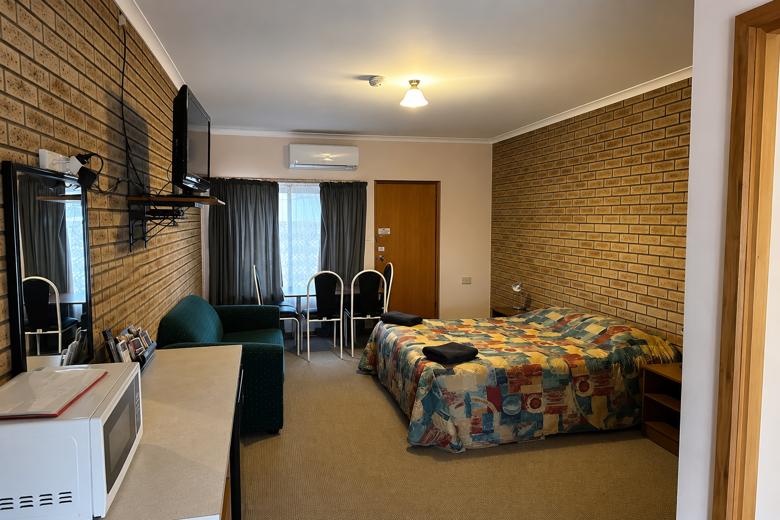2 Bedroom Apartment