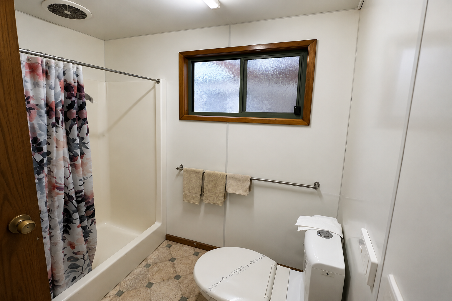 Standard Cabin (D + TB)
