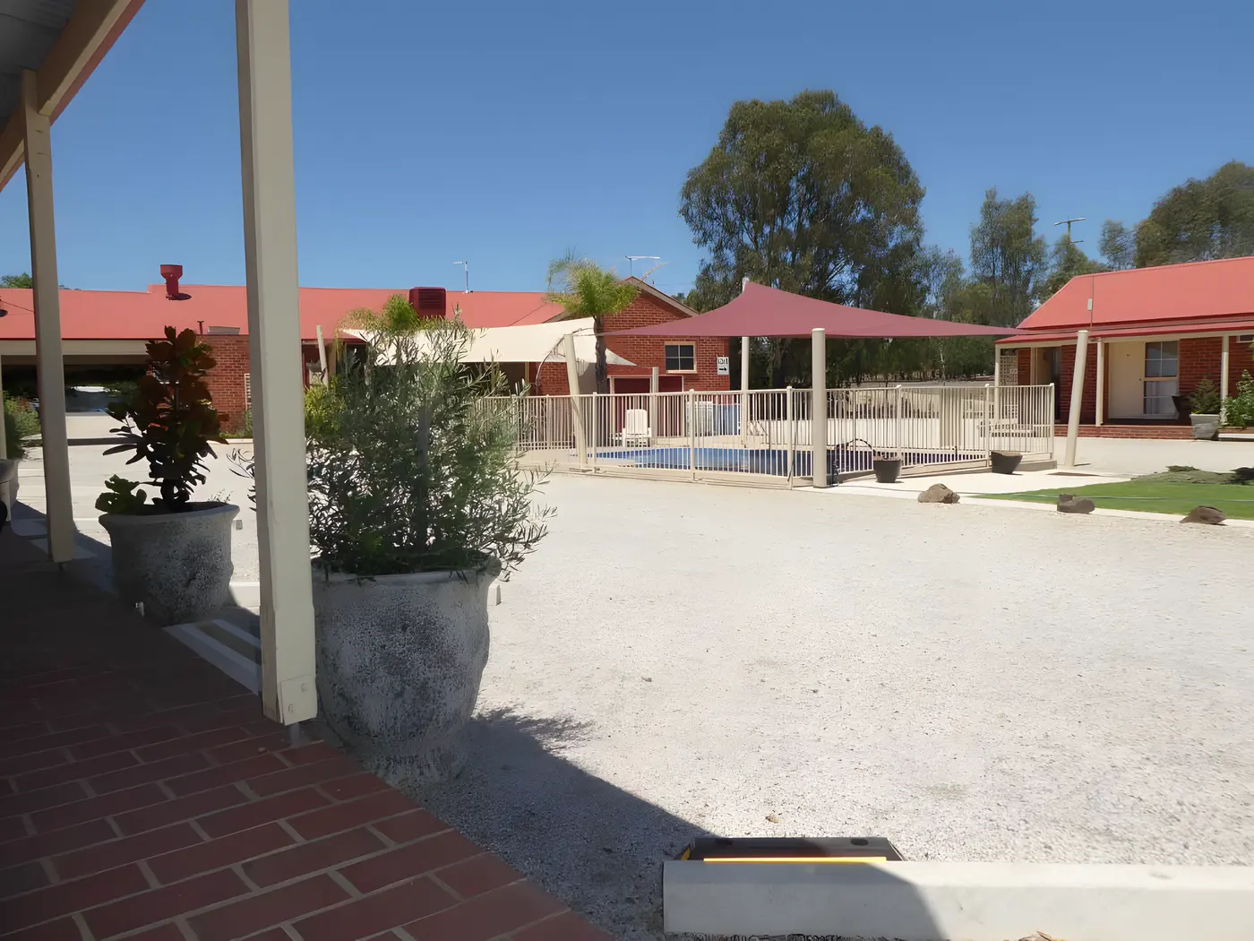 The Lydoun Motel