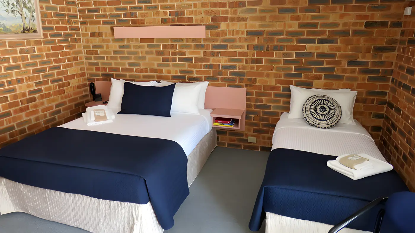 The Lydoun Motel